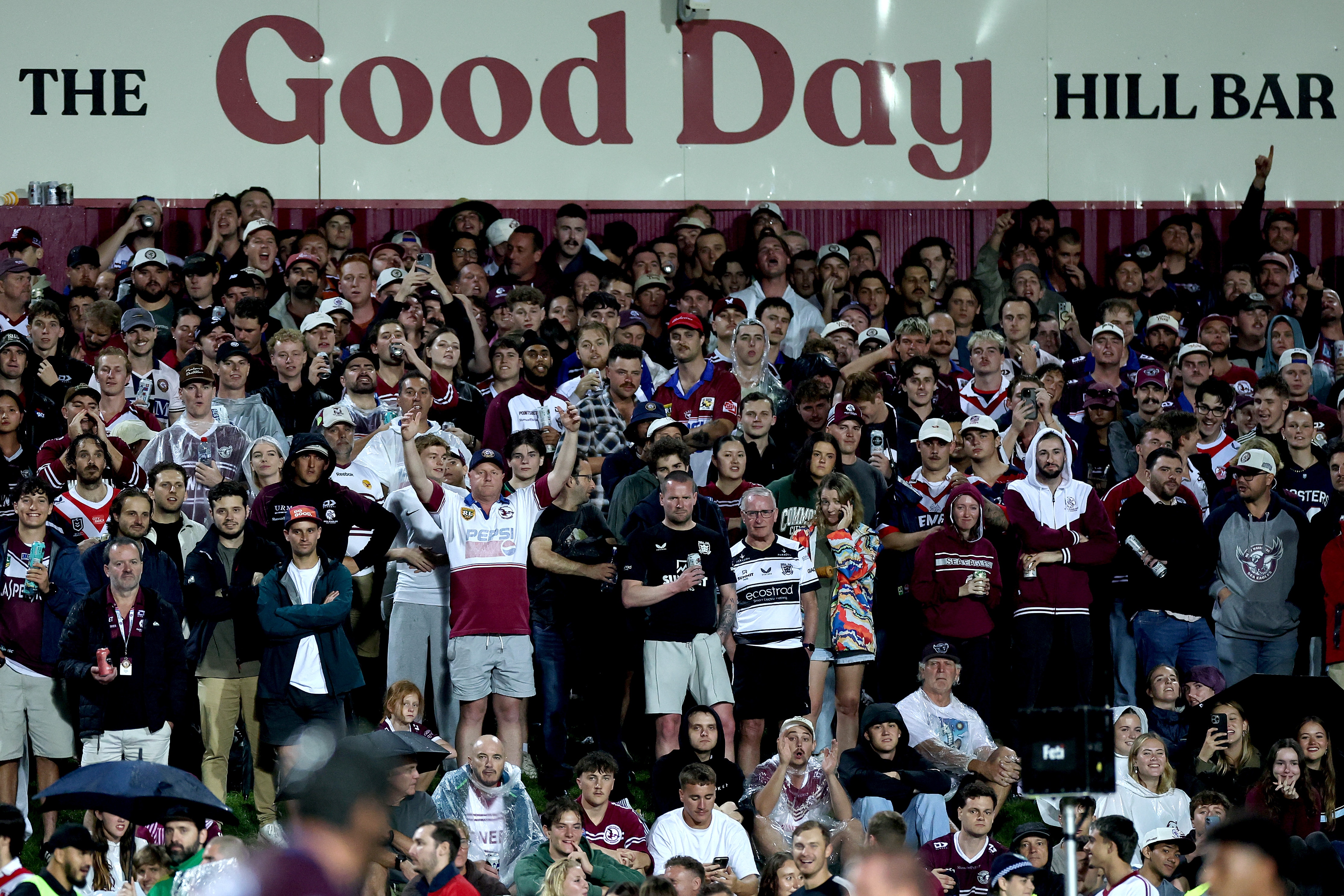 The hill at Brookvale Oval 