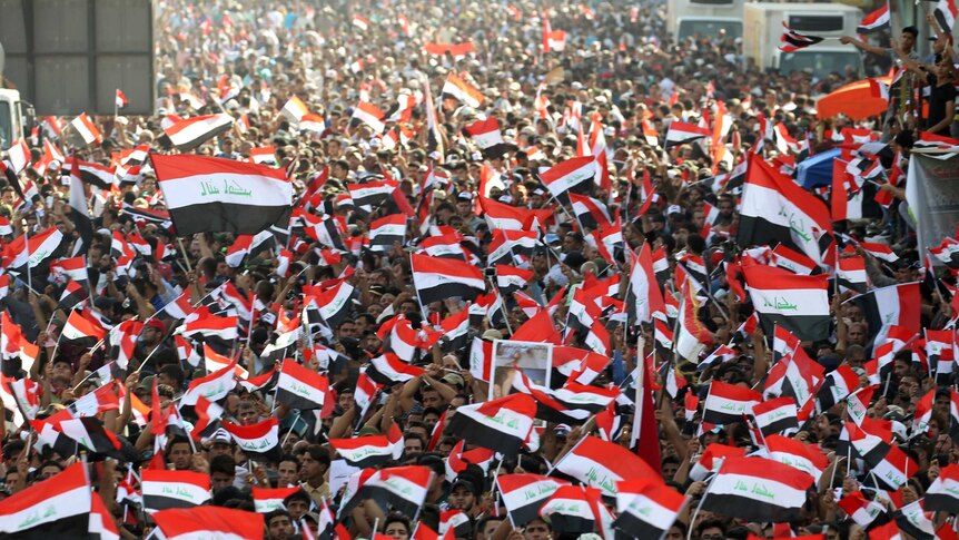 Supporters of Iraqi Shi'ite cleric Moqtada al-Sadr