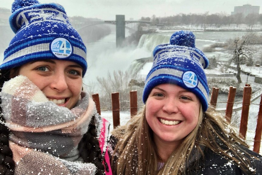 Kaitlin and Jessica Ellis on a recent holiday to Niagara Falls.