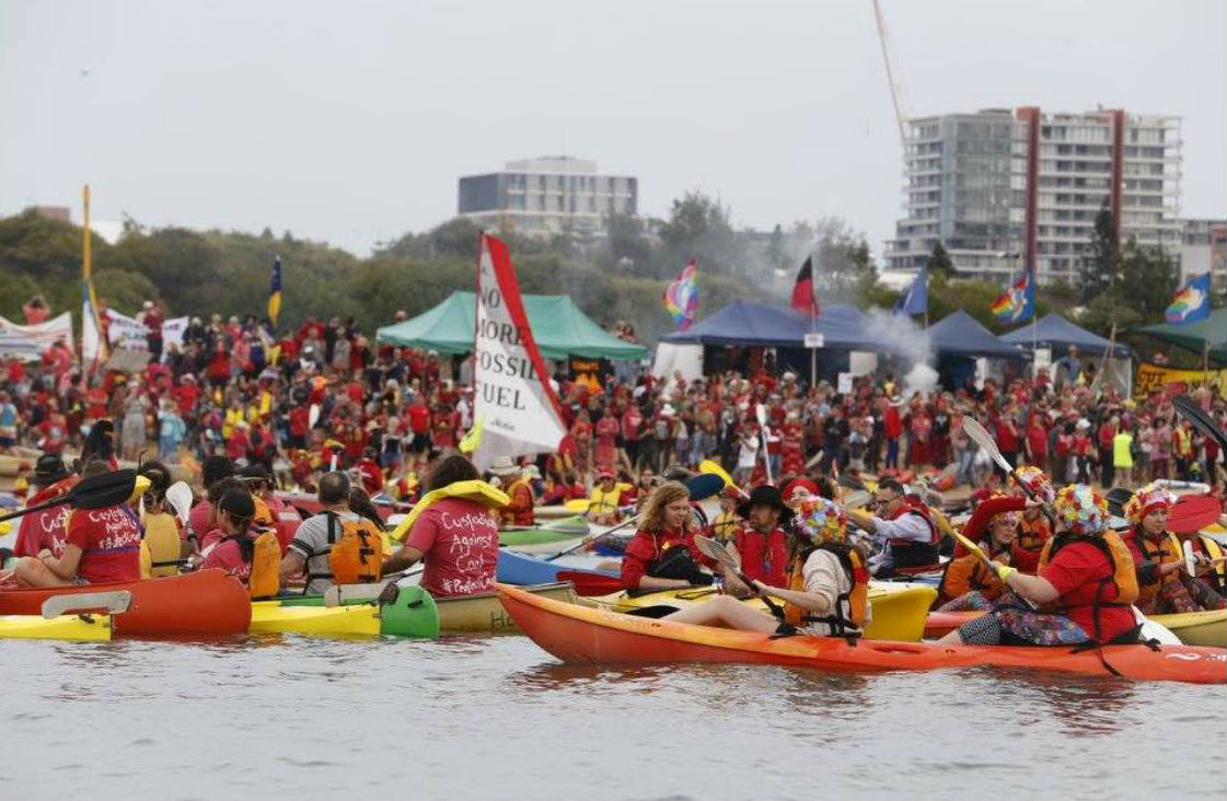 Protesters descend on Newcastle as flotilla attempts to stop coal exports -  ABC News