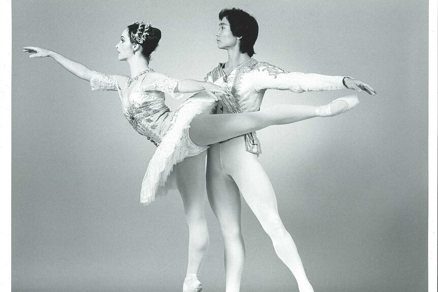 Li Cunxin and Mary McKendry performing in Sleeping Beauty in 1990 for Houston Ballet