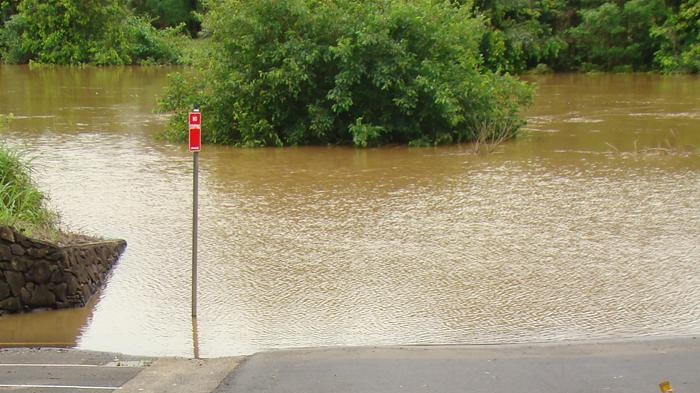 Lismore carpark closed due to flooding