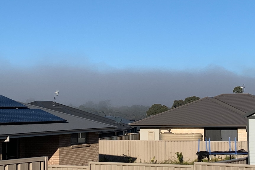 Smoke build-up in Armidale