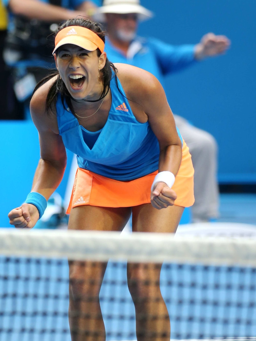 Muguruza shocks Wozniacki