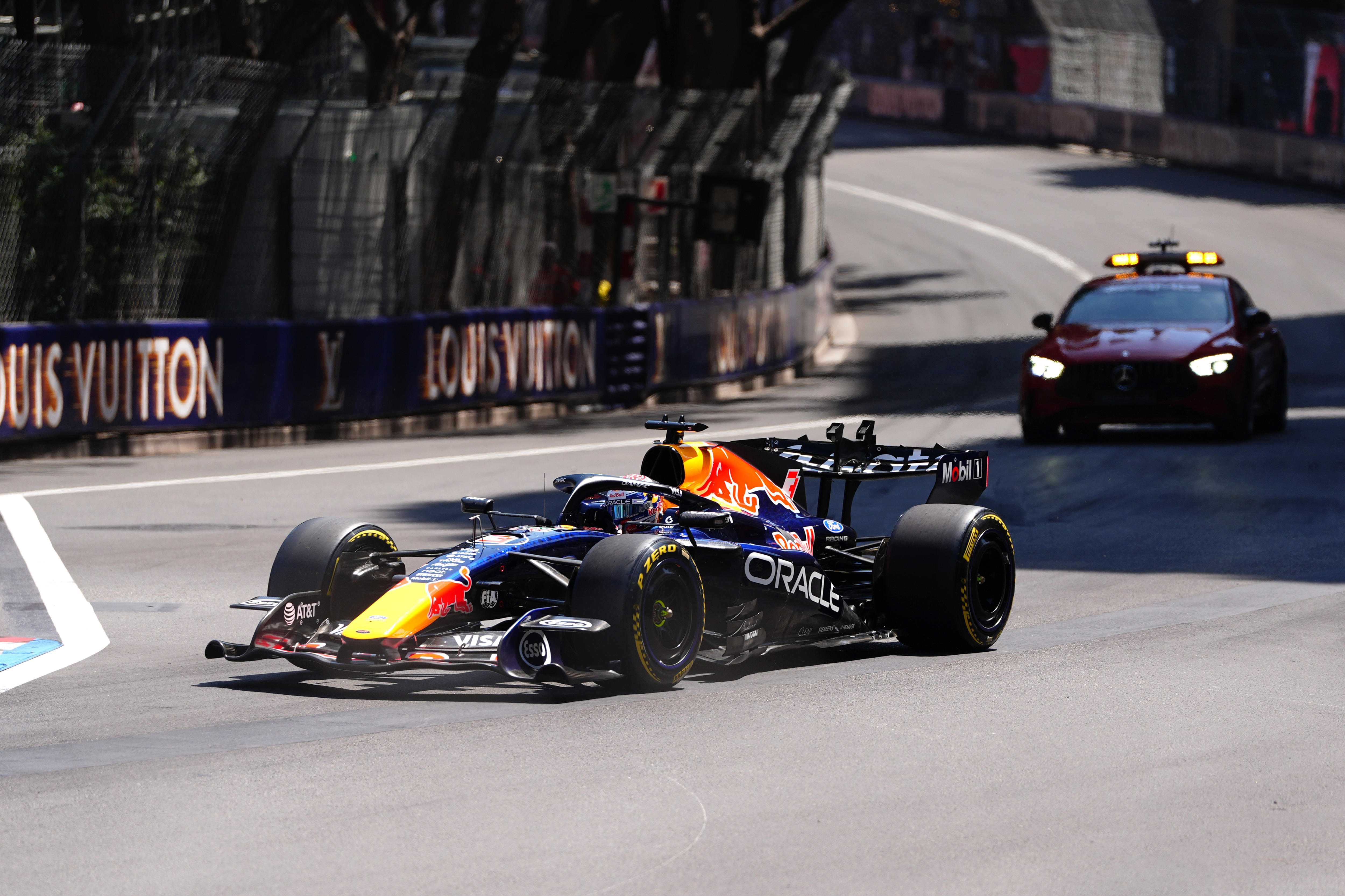 Live: Verstappen out on lap 1, teammate fears car is 'going to explode'