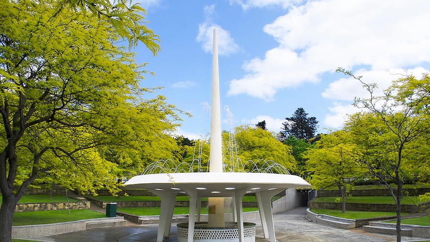 The roundabout fountain on the Brooker Highway in Hobart.