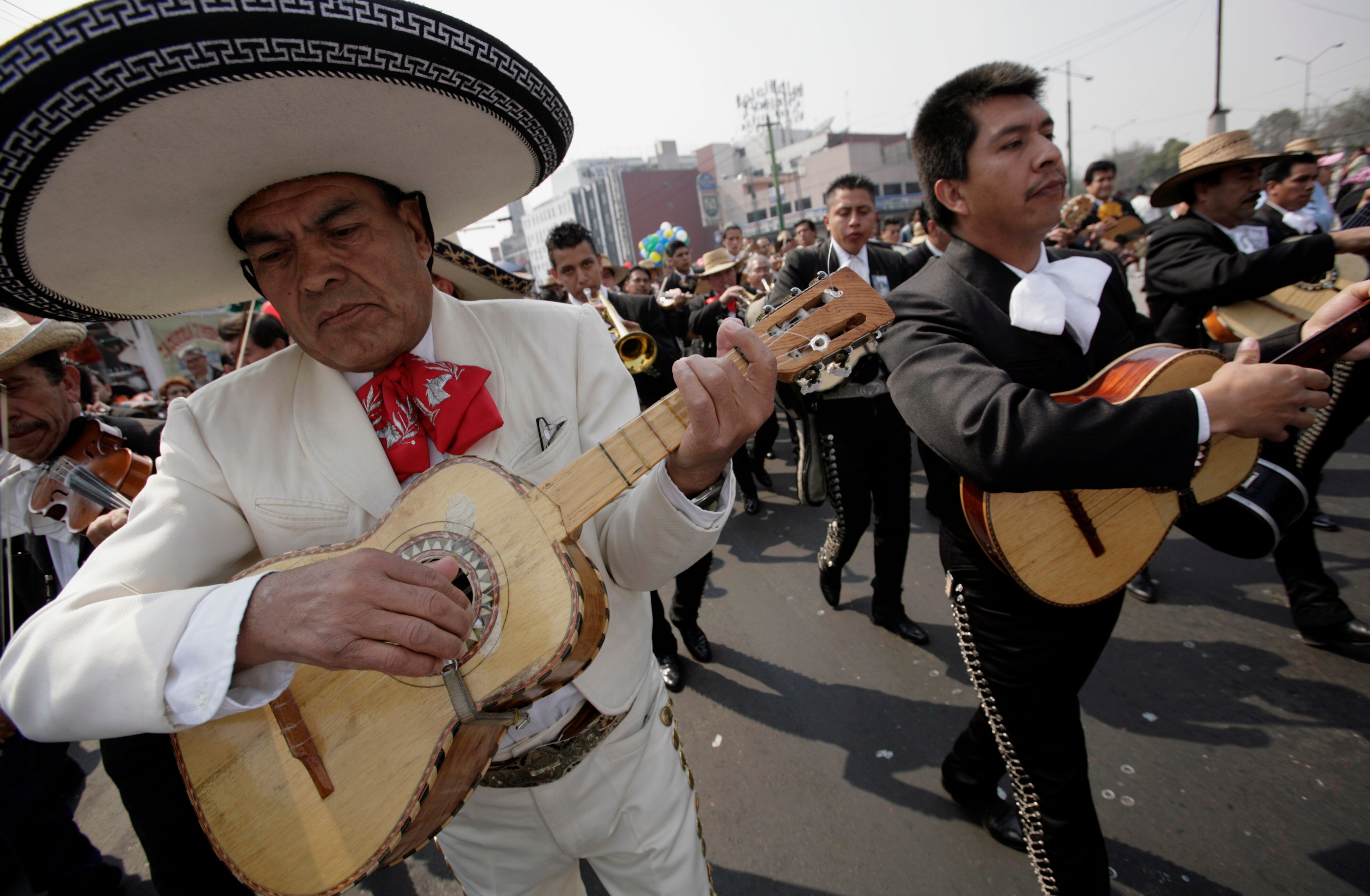 Gunmen dressed as mariachi band kill four during Mexican Independence Day  celebrations - ABC News