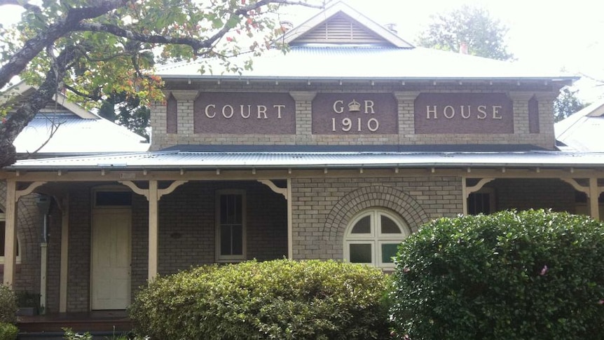 The Bellingen courthouse in the day light.