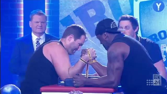 Ben Ross and Wendell Sailor face off in arm-wrestle