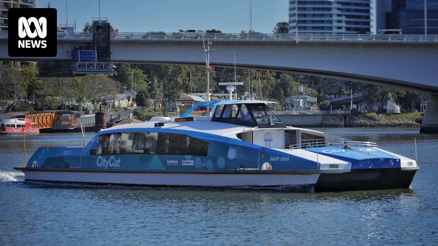 Smart ticketing replaces go cards on Brisbane ferries but not yet activated on buses