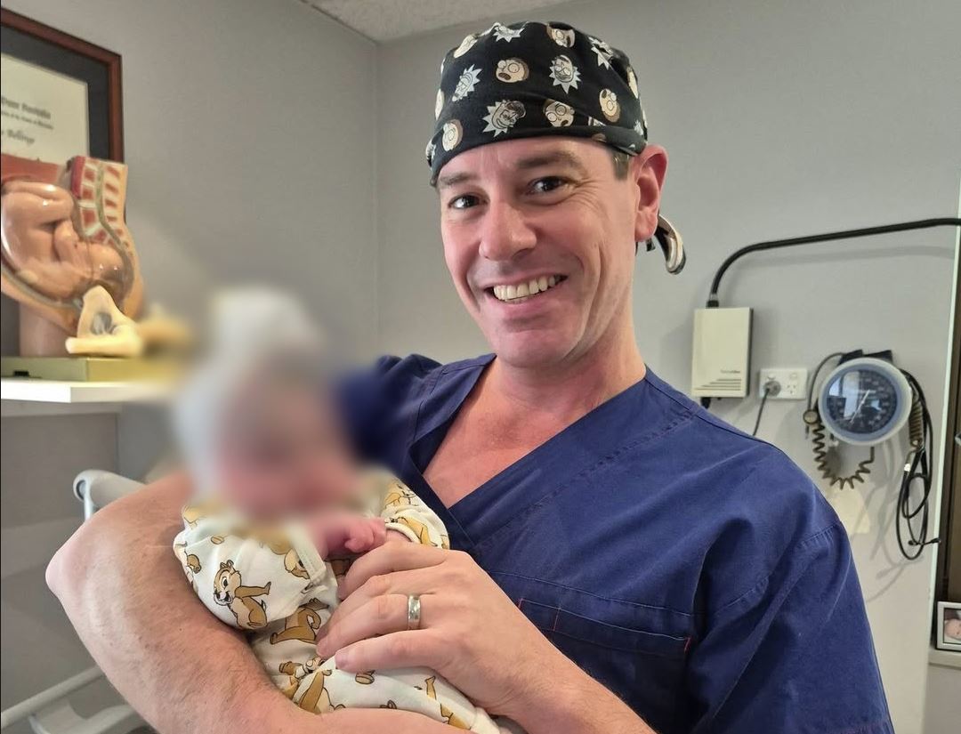 Perth obstetrician Rhys Bellinge charged with manslaughter, GBH after