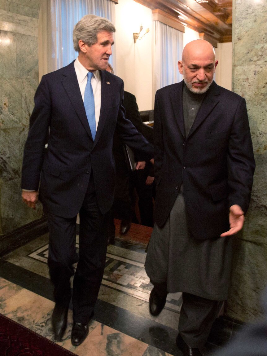 Kerry, Karzai attend meeting in Kabul