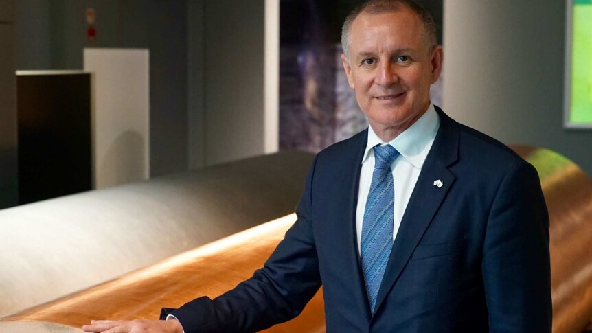 Jay Weatherill poses for a portrait.