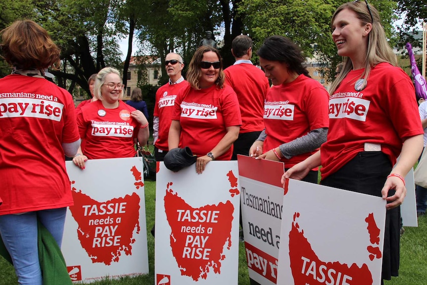 Protesters at the Tasmanian public sector rally in Hobart, 24 October, 2018..