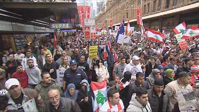 Thousands protest against Middle East violence - ABC News