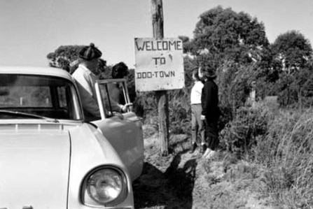Welcome to Doo Town sign from 1964