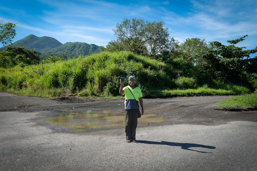 Rabaul tour guide Albert Koni