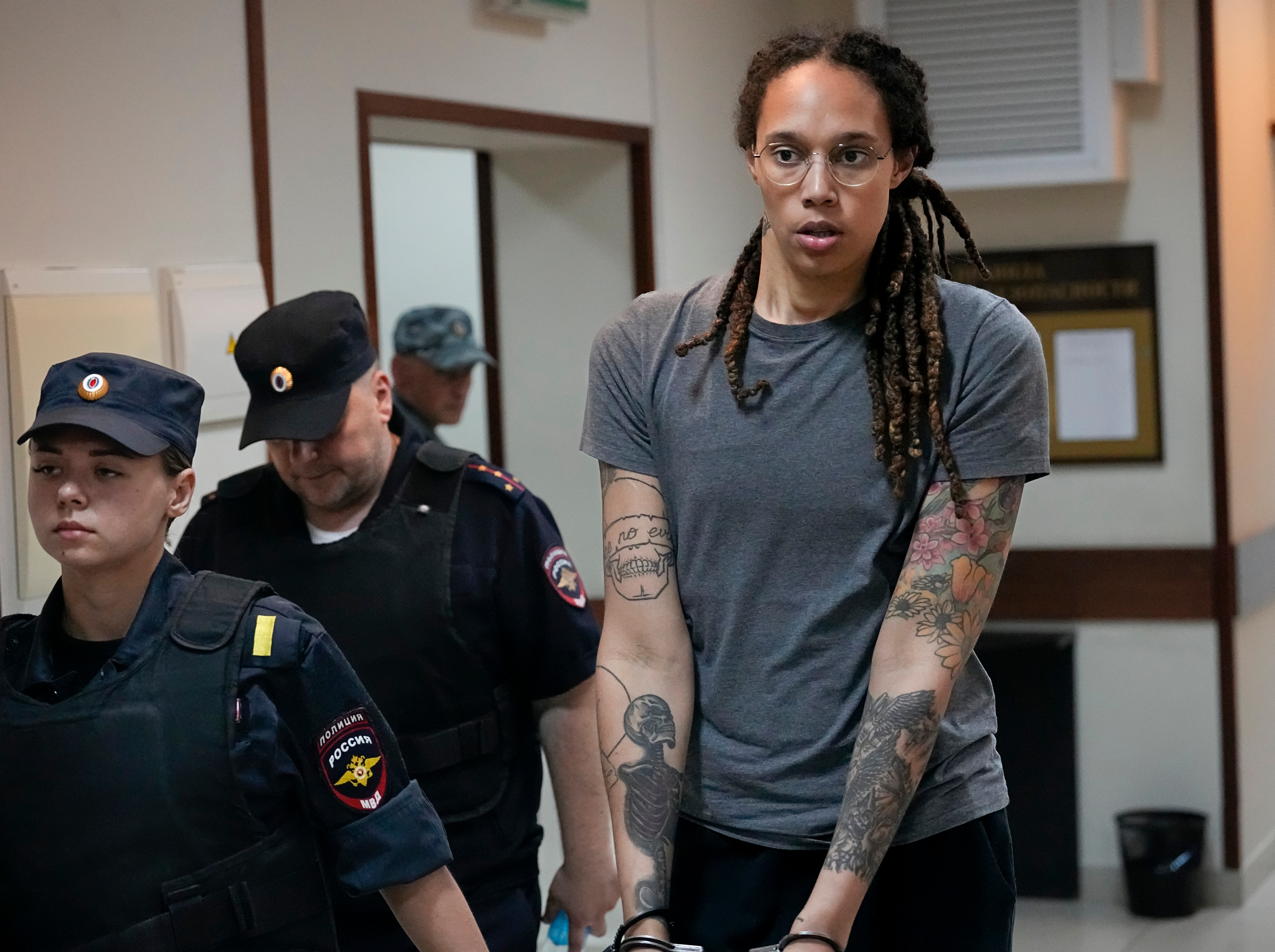 Brittney Griner released in US-Russia prisoner swap for arms dealer Viktor  Bout - ABC News