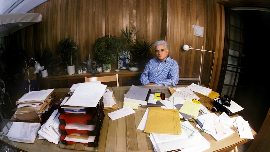 Jacques Derrida, January 25, 1988 in Ris-Orangis, France