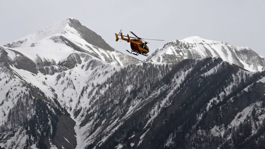 Rescue chopper looks for Germanwings plane debris