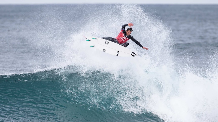 Parkinson reaches Bells Beach quarters