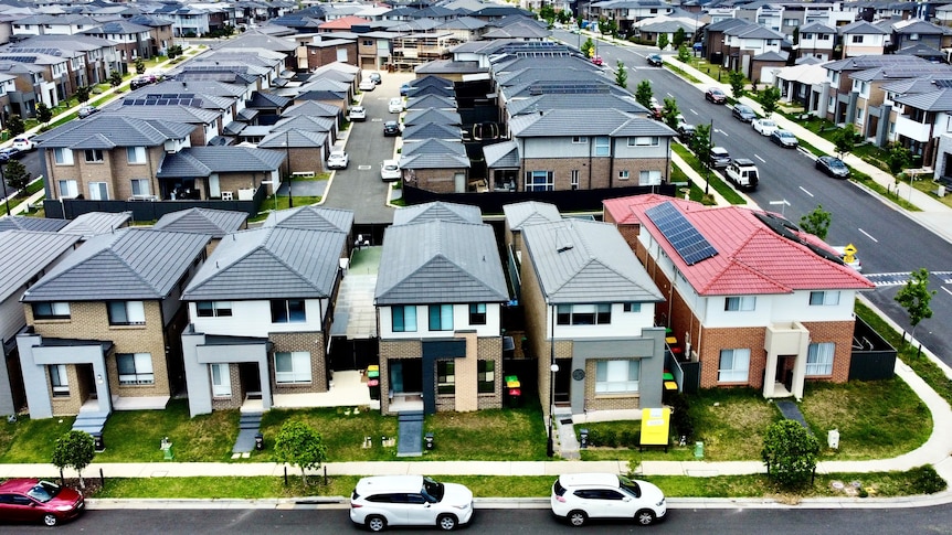 Plus d’une propriété sur quatre achetée en Nouvelle-Galles du Sud, à Victoria et dans le Queensland a été payée en espèces en 2023.