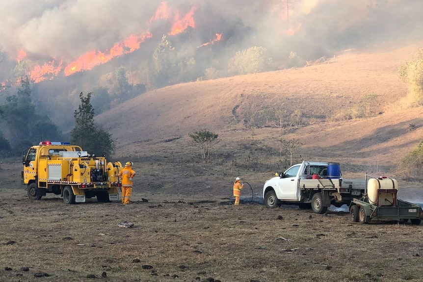 Bushfire rages near Sarabah on Queensland's Gold Coast hinterland.