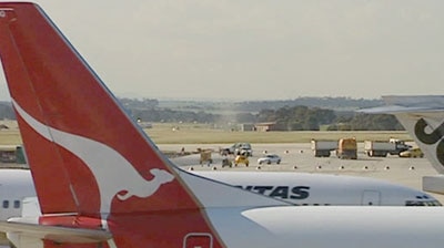 A snap strike by Qantas baggage handlers has delayed flights into and out of Perth. (File photo)