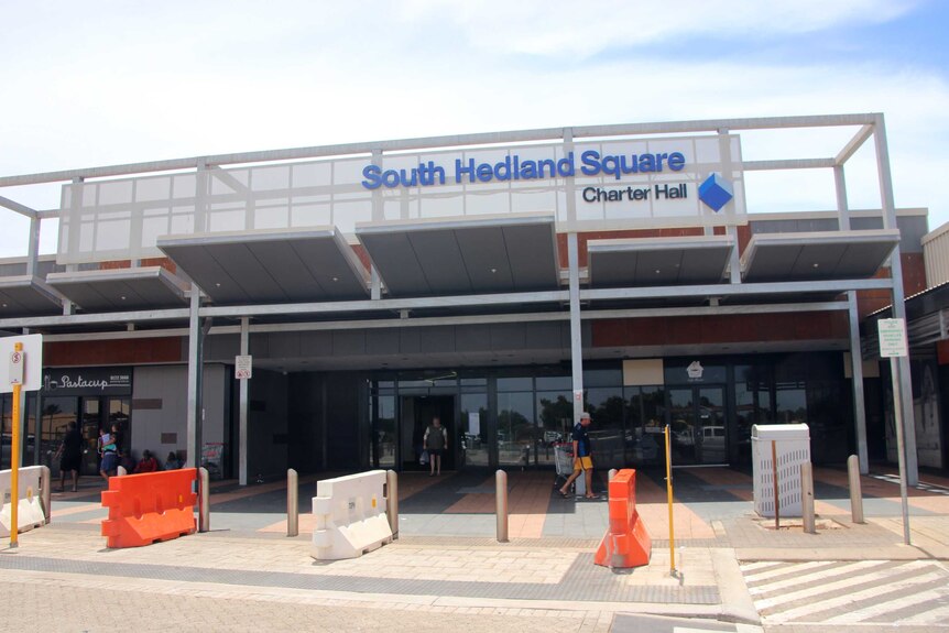 A picture of South Hedland Square.