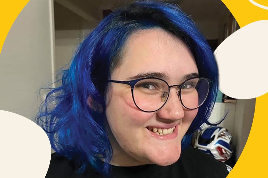 What is considered 'professional' in the workplace in 2021? Mackenzie's  boss says her electric-blue hair is a no-no - ABC Everyday
