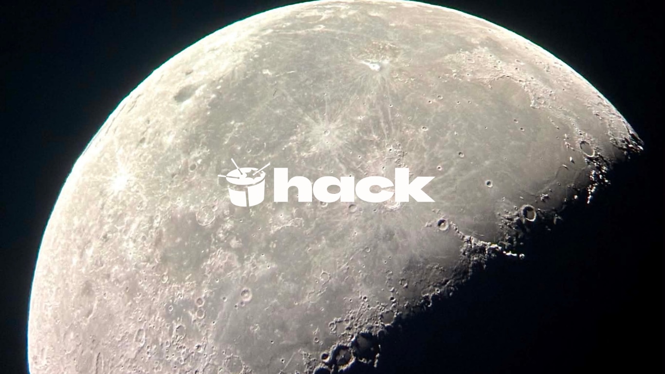 The SpaceX moon crash + she can’t leave, but she can’t stay - Yasmin’s life in limbo