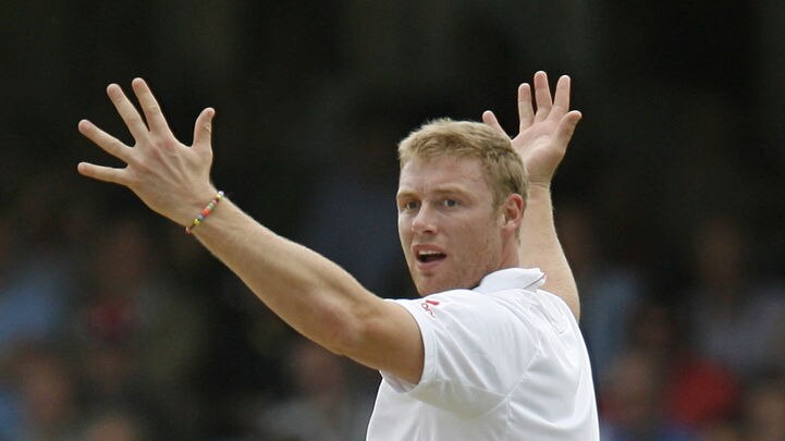 Andrew Flintoff says England will win the upcoming Ashes 'quite convincingly'