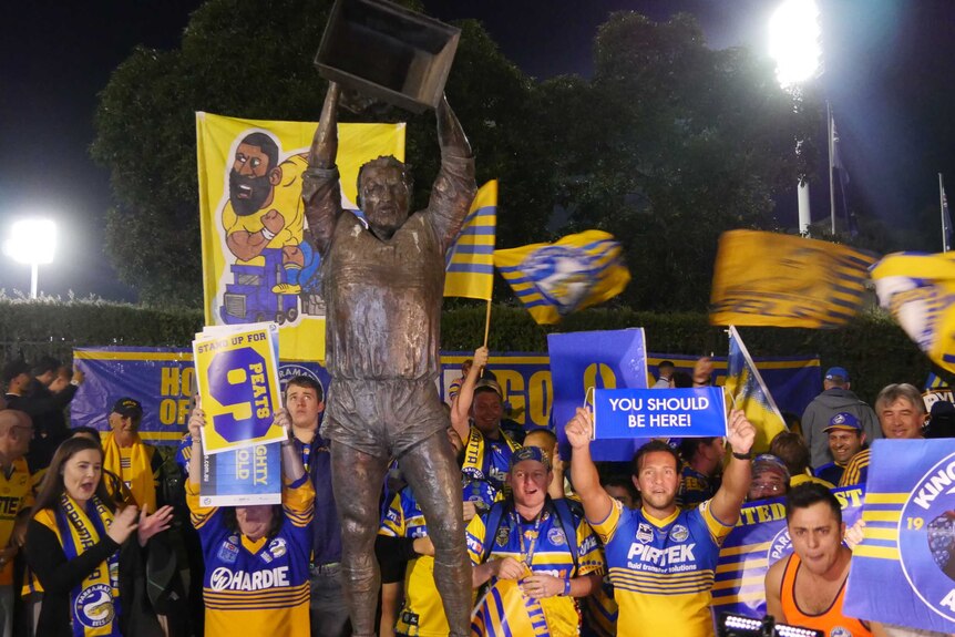 Eels fans showed their support after Nathan Peats was forced out by salary cap issues.