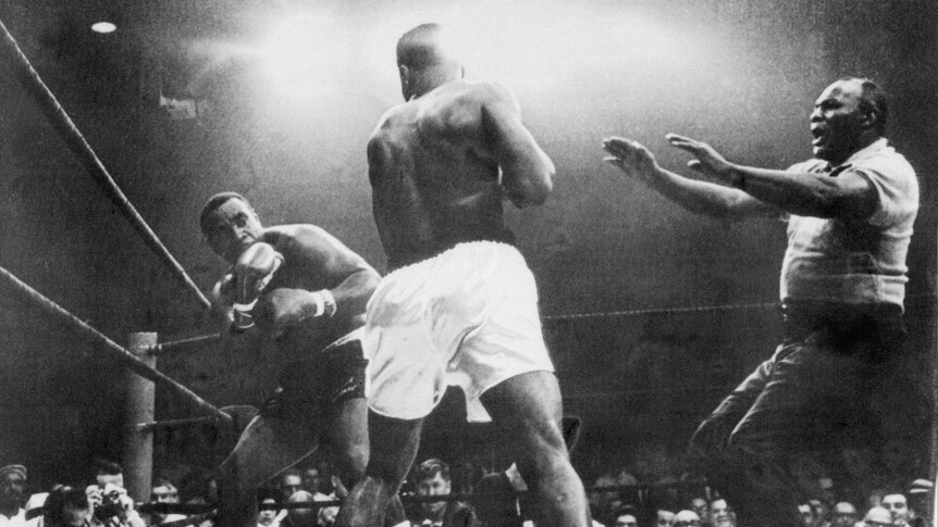 Cassius Clay fights Sonny Liston