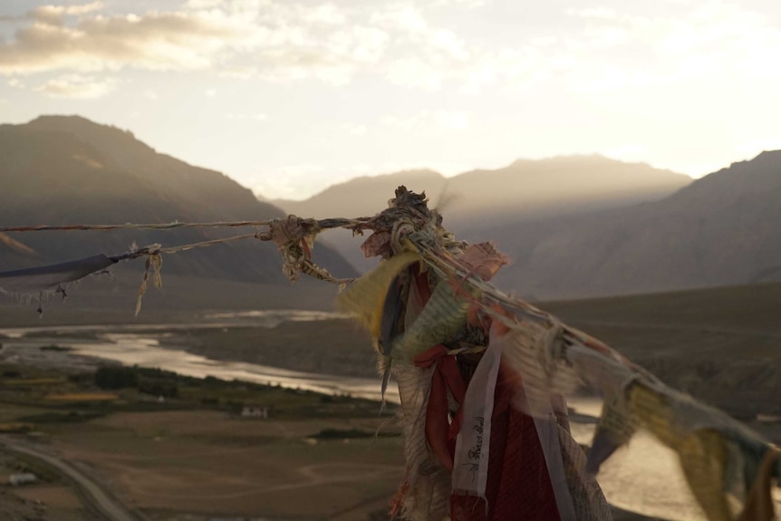 A clothesline along the Chadar trek