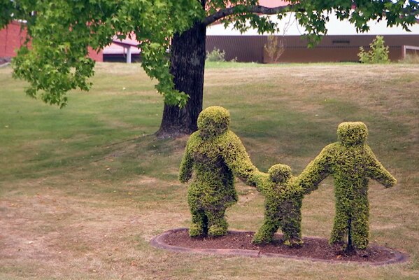 Topiary Family Image