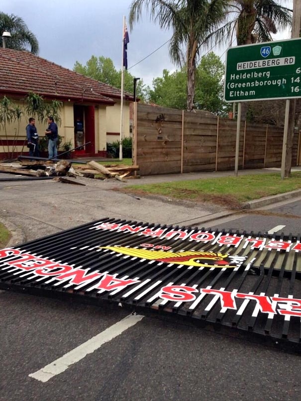 Police raid the Hells Angels clubhouse at Fairfield in Melbourne.