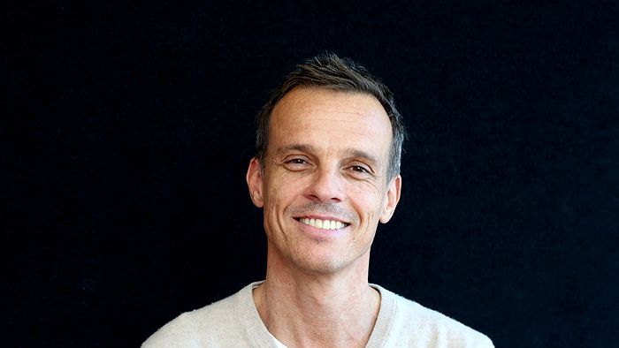 Tim Elliott on his father - untangling love from hate episode artwork