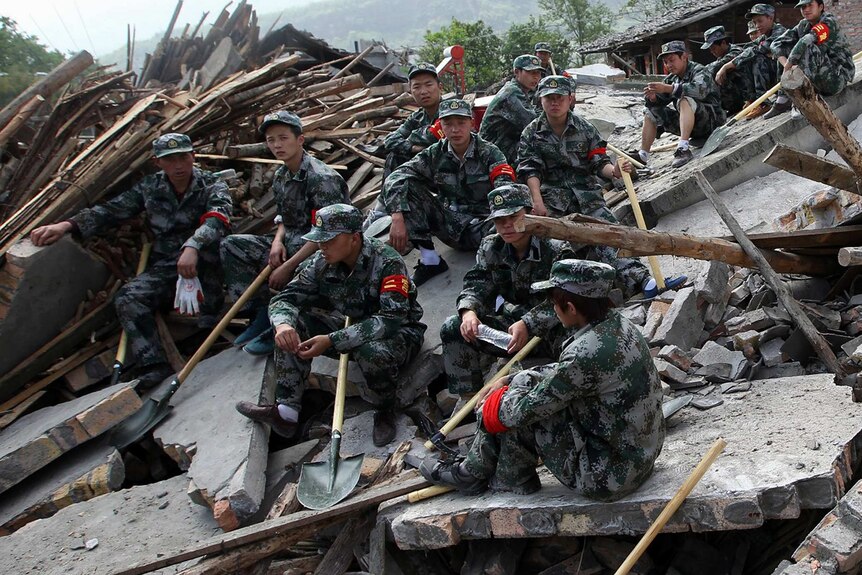 Rescuers respond to China quake damage