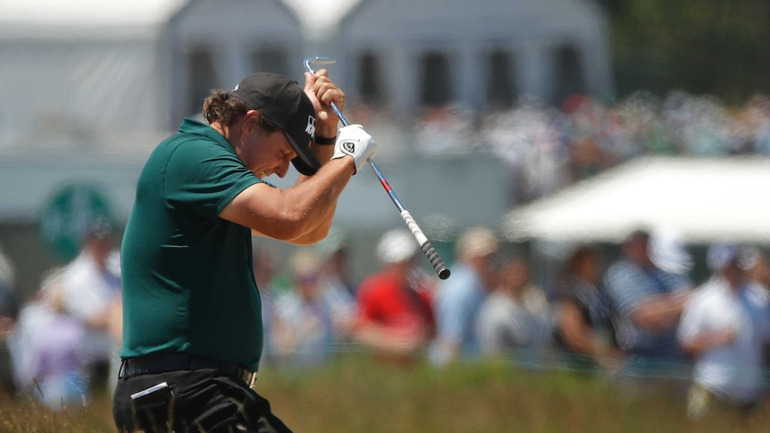Phil Mickelson looks frustrated at the US Open