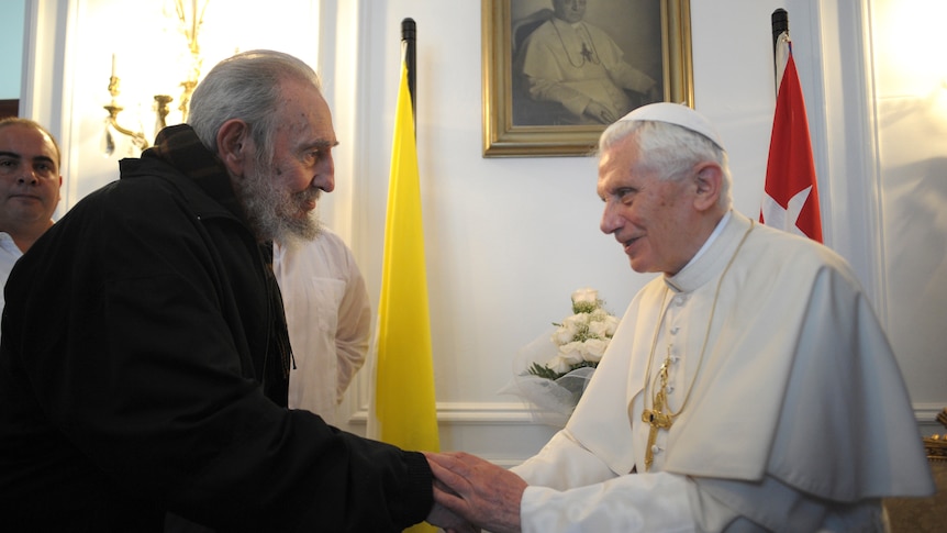 Pope meets Fidel Castro