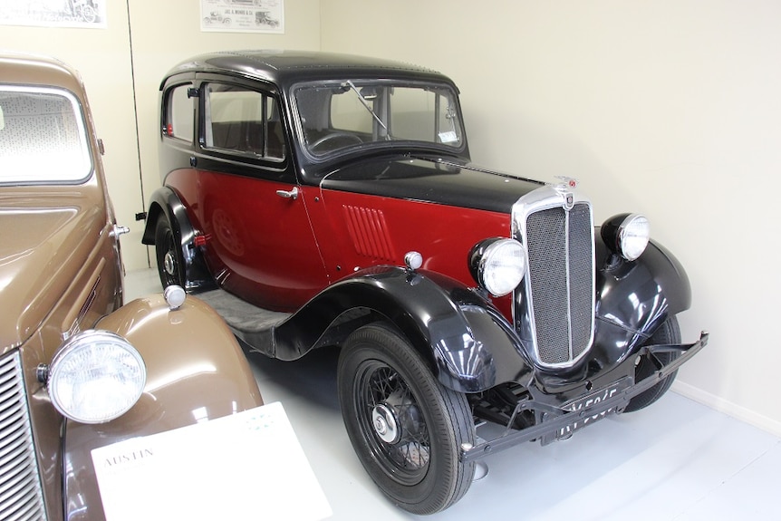 A vintage car from the 1930s