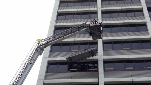 Window cleaners rescued