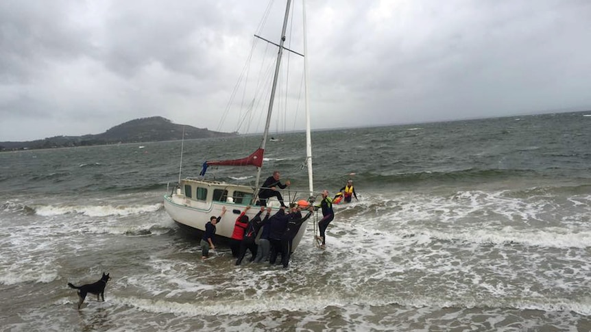 Lauderdale residents help re-float a stranded yacht June 5, 2016