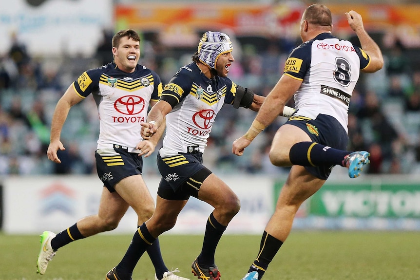 Thurston celebrates winning field goal for Cowboys