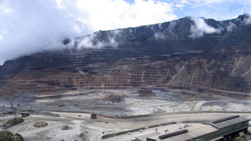 The dry spell could force the closure of the Ok Tedi copper mine in Papua New Guinea.