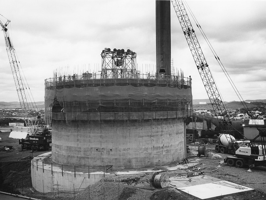 The base of a large lead stack being constructed