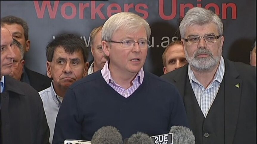 Prime Minister Kevin Rudd announces $500m in extra support to the car industry