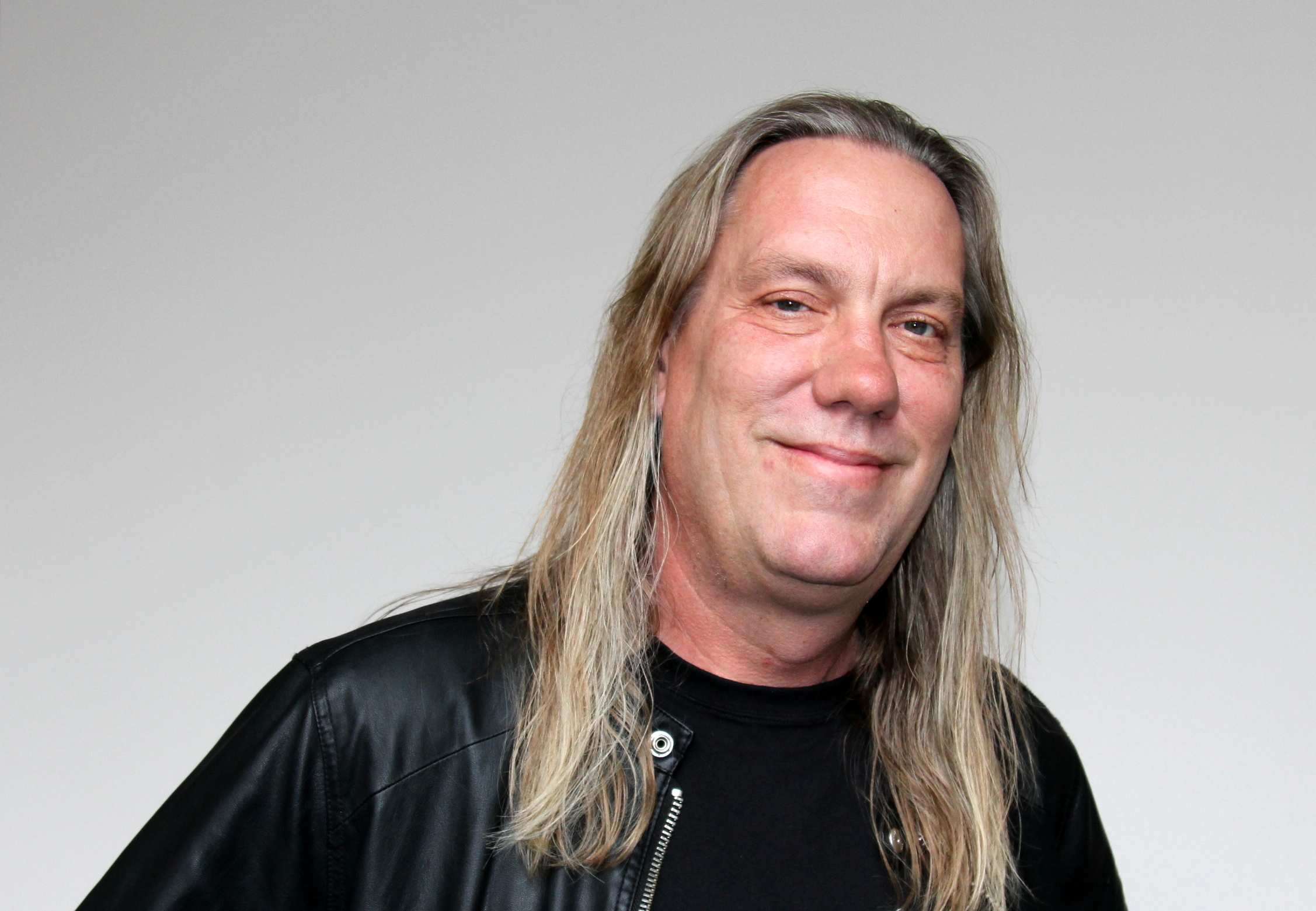 Songs of darkness with Brian Ritchie