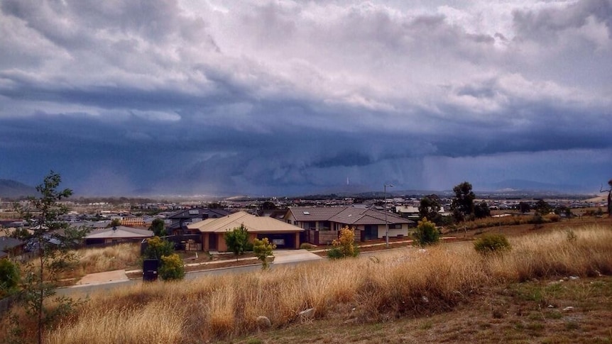 The storm rolls in over South Canberra.